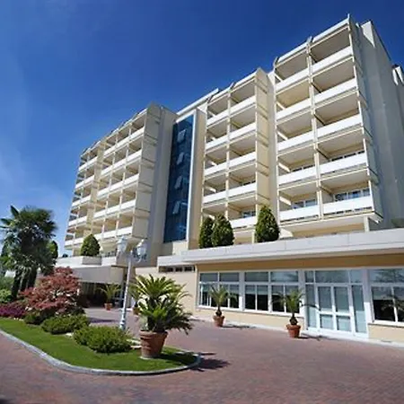 Des Bains Terme 4*