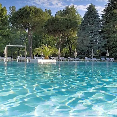 Des Bains Terme 몬테그로또테르메